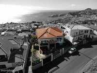 Moradia T4 com 4 Suites e Vista Fantástica para o Funchal