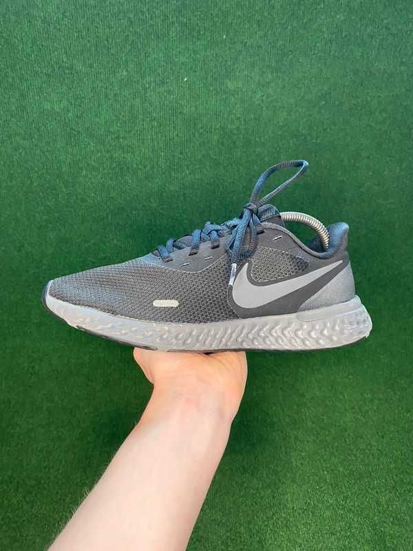 Buty męskie sportowe Nike Performance Revolution rozmiar 41