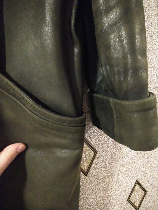 Кожаная женская куртка