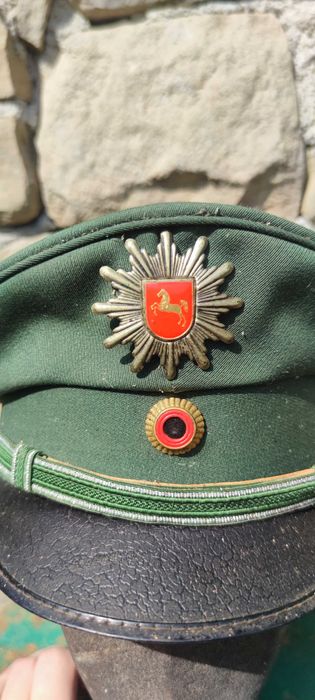 Czapka niemiecka POLIZEI z insygniami - Oryginał