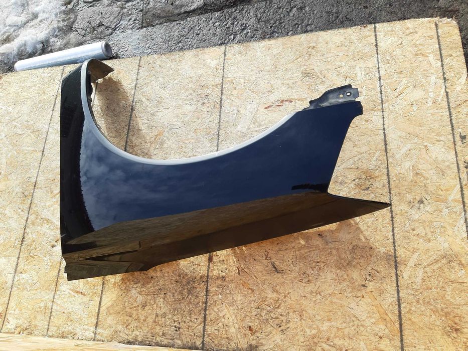 Błotnik Nissan Titan oryginał 04-15r