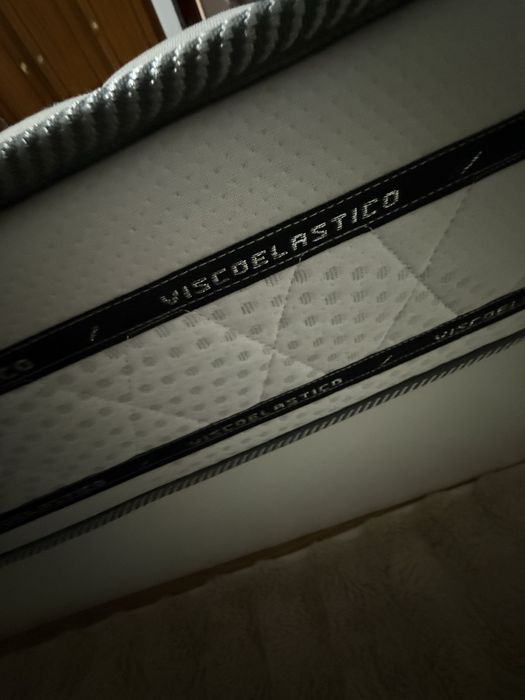 Vendo colchão usado durante meio ano esta novo