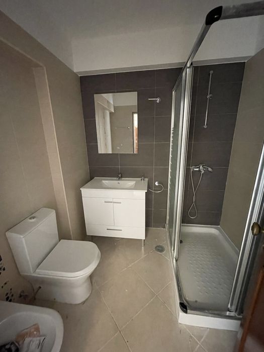 T3 arrendamento edificio tridente Faro