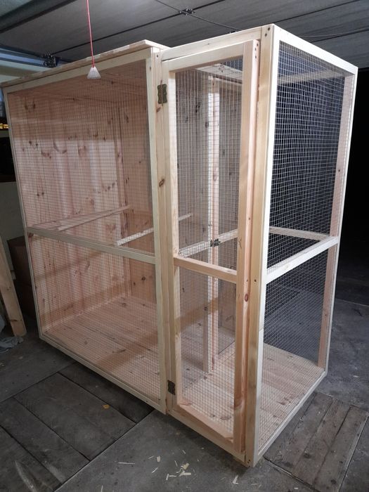 Klatki dla ptaków papug zeberek