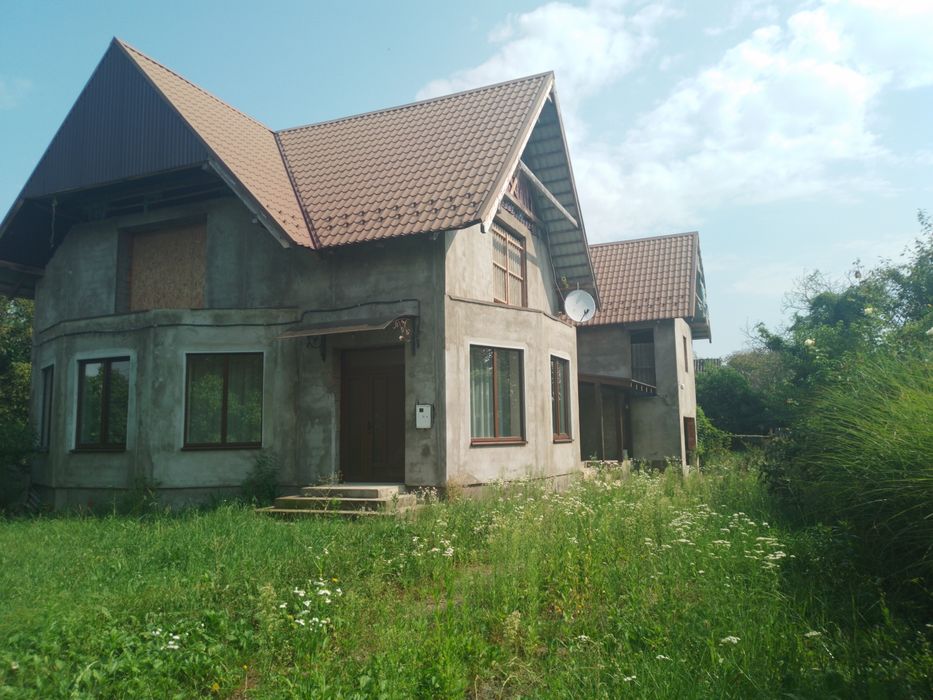 Продається будинок новий  у с.Есень