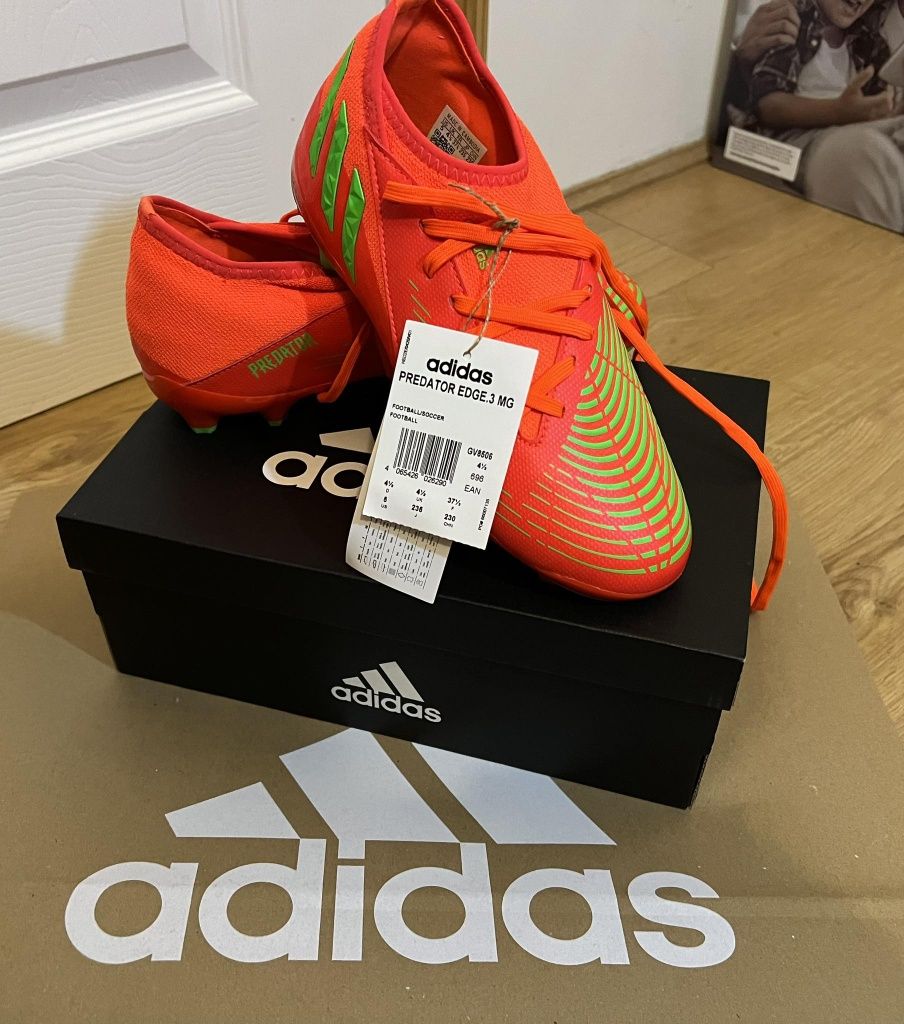 korki buty do piłki nożnej Adidas Predator 37 1/3