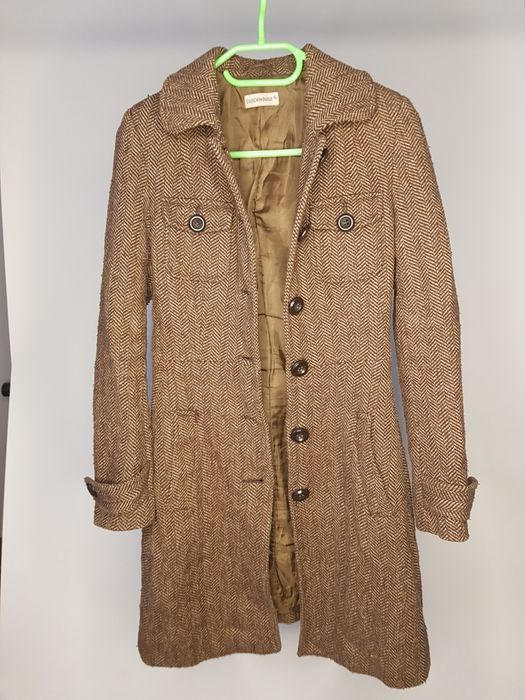 Plaszcz damski jodełkowy