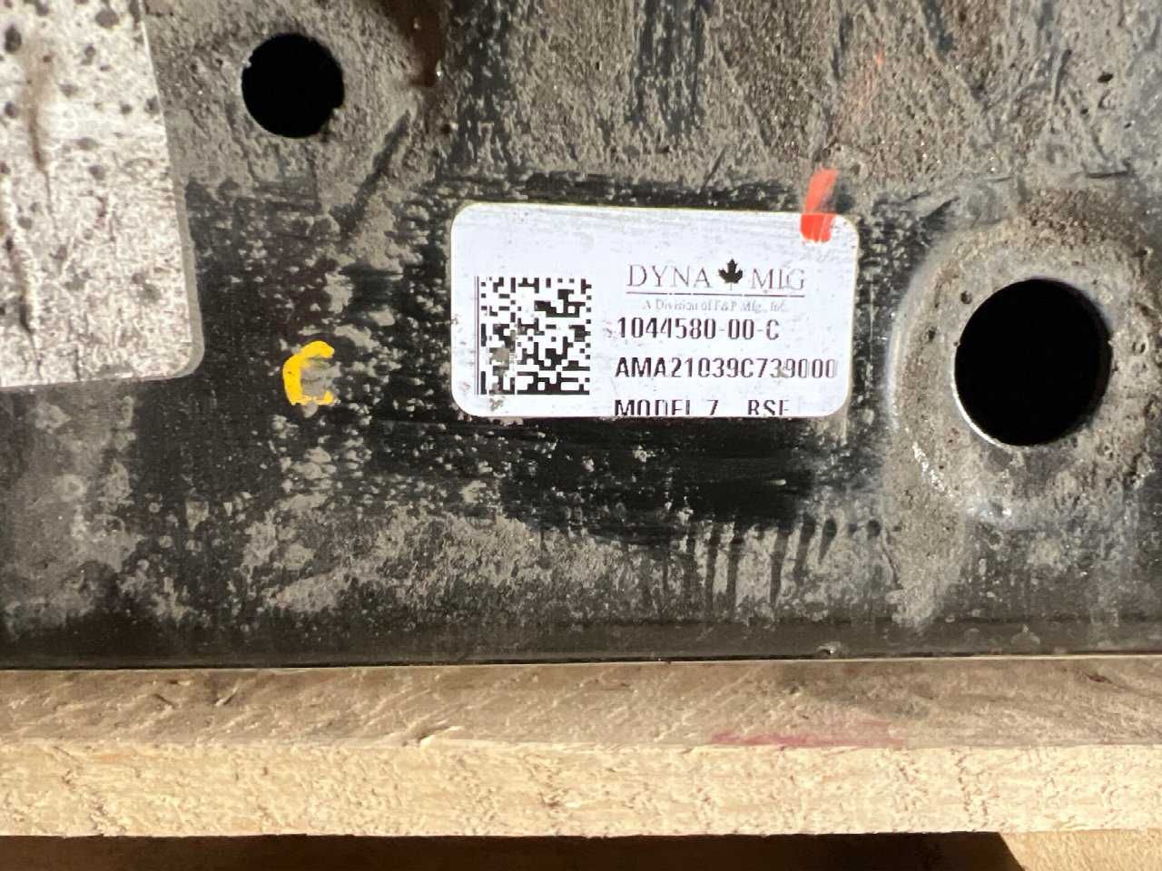 Подрамник задний Tesla Model Y 20-25 104458000C