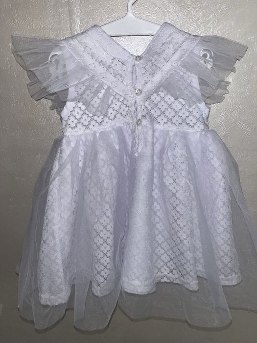 Святкова сукня для дівчинки (80 розмір)