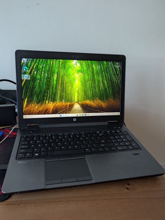 Laptop HP zbook g2 -bardzo dobry