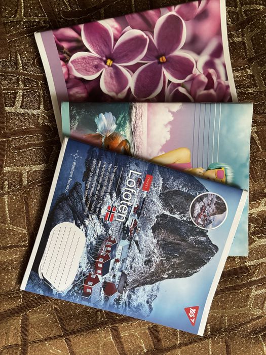 Нові зошити. 21 штука