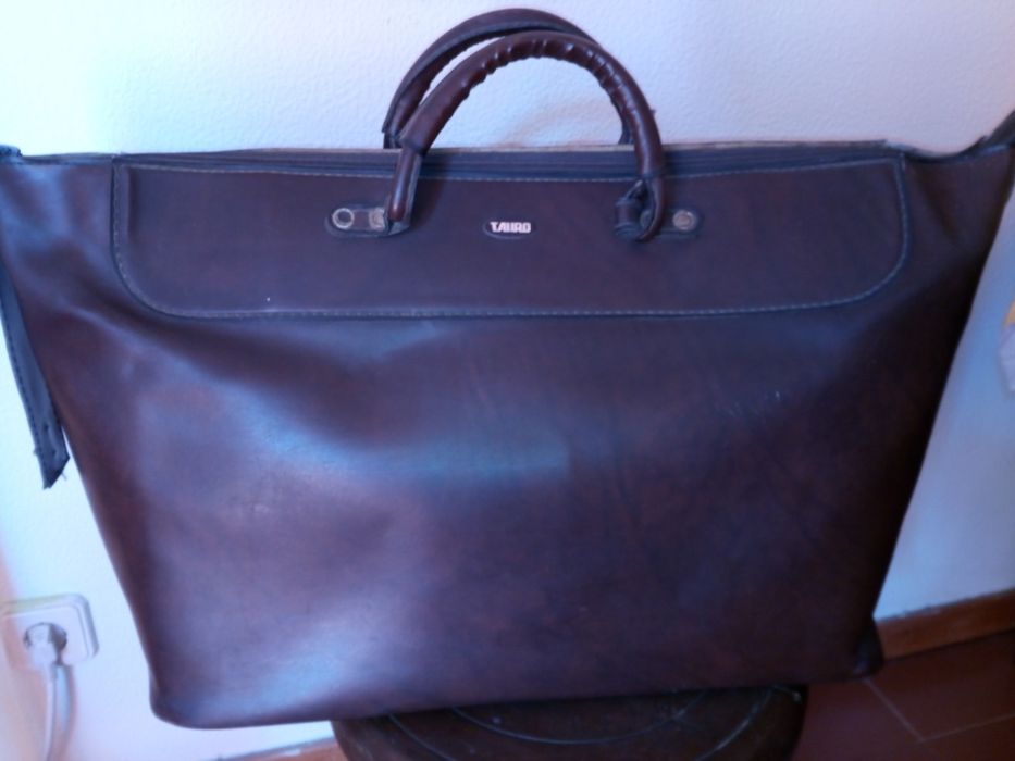 Malas e malão antigo