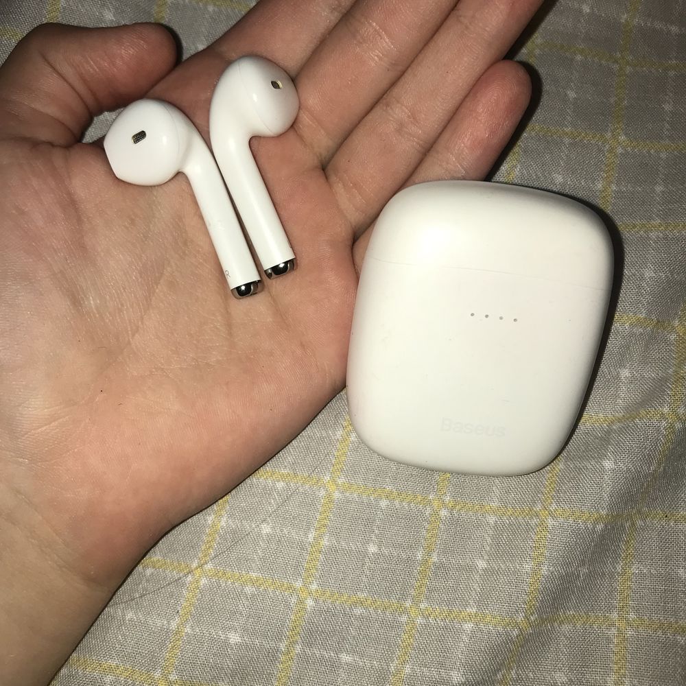 Беспроводные Наушники Baseus W04 White (NGW04-02) Air pods подделка