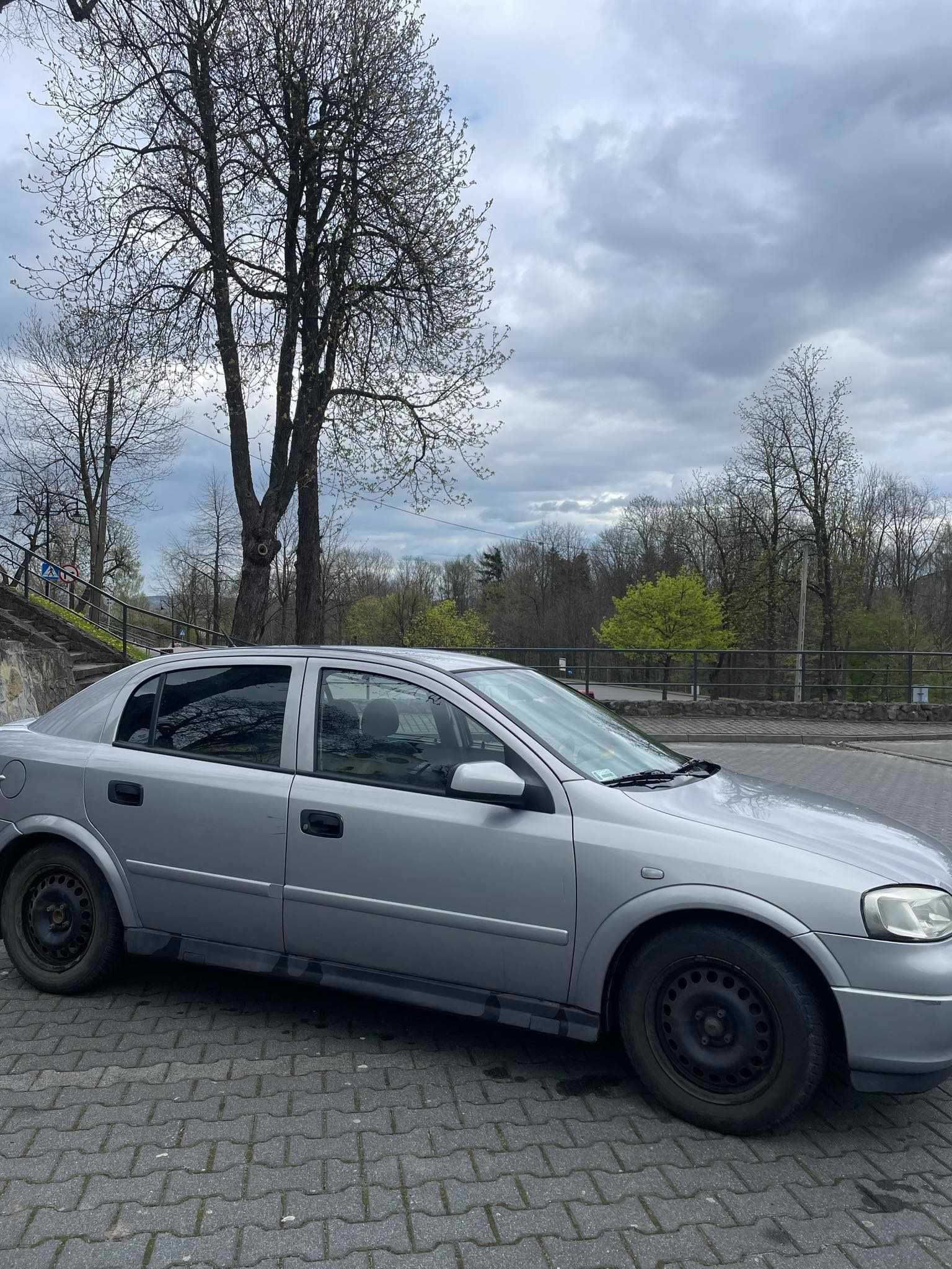 Opel Astra II 1.6 + LPG