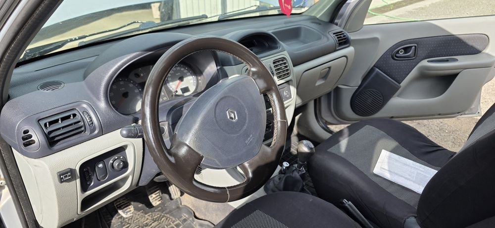 Кліо 1.4 16v з кондиціонером