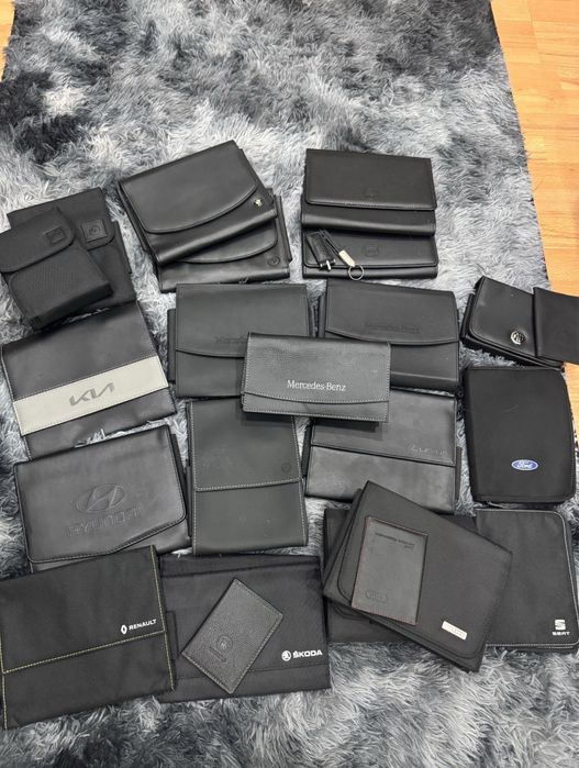 Обложки/папки/докхолдеры для документов/сервисных