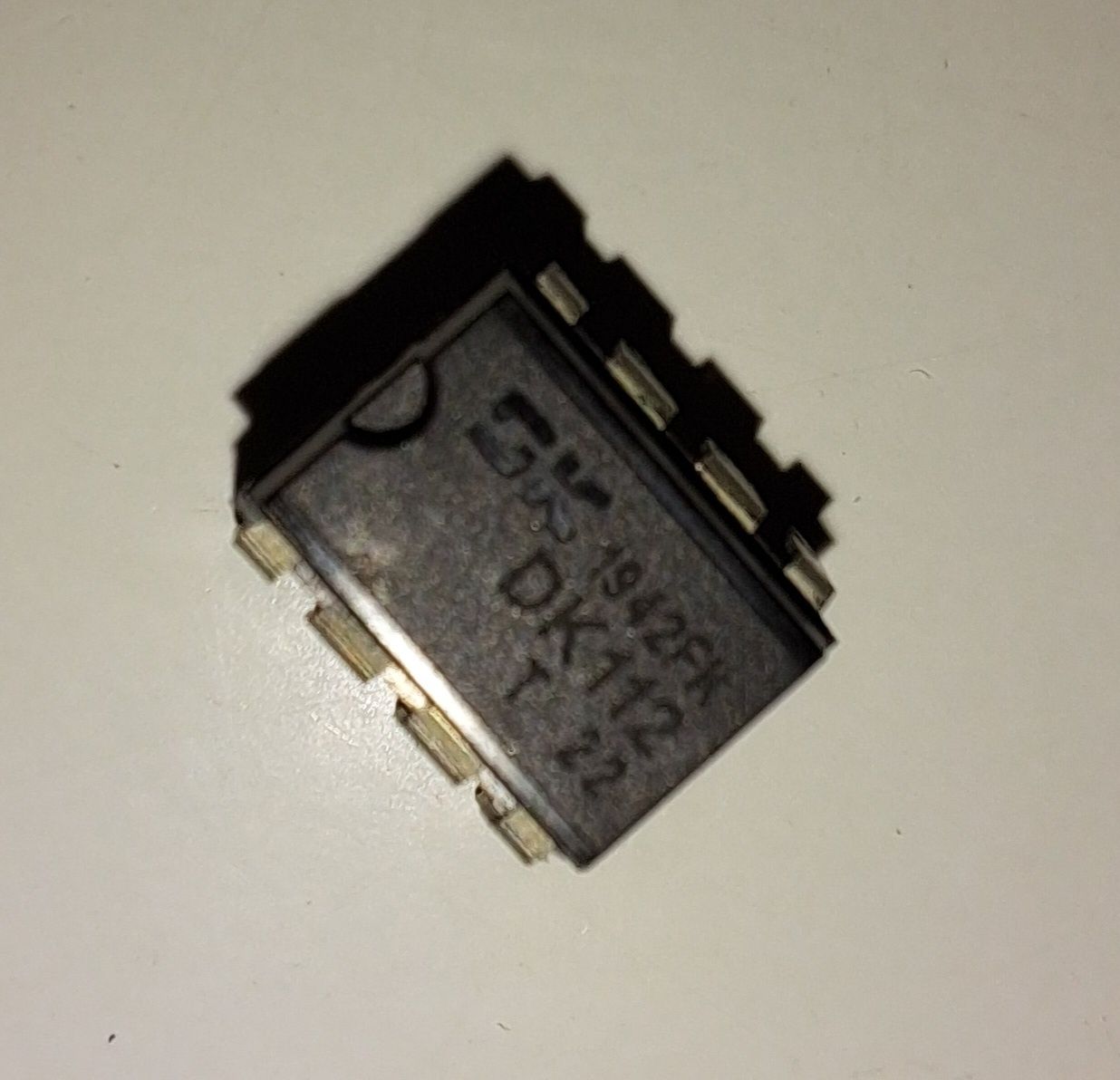 Mikroprocesor DK112, DIP-8, przelacznik układu zasilania