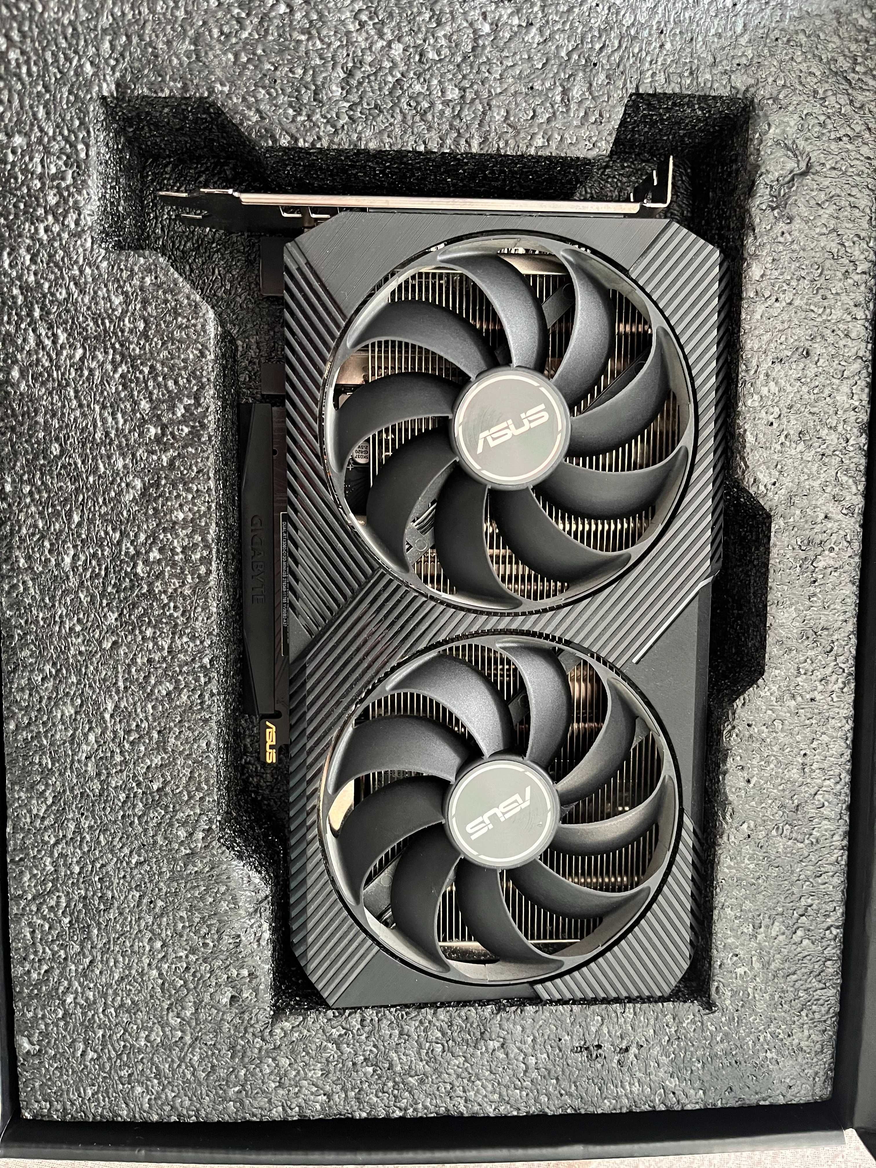 Karta graficzna ASUS GeForce RTX 3060 12 GB – Stan bardzo dobry