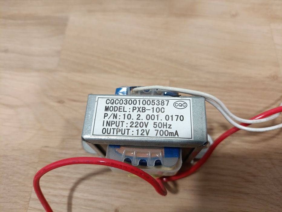 Трансформатор від колонок 12V 700mA