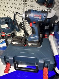 Безщітковий акумуляторний гайкокрут Bosch GDS 18V-400 Heavy Duty