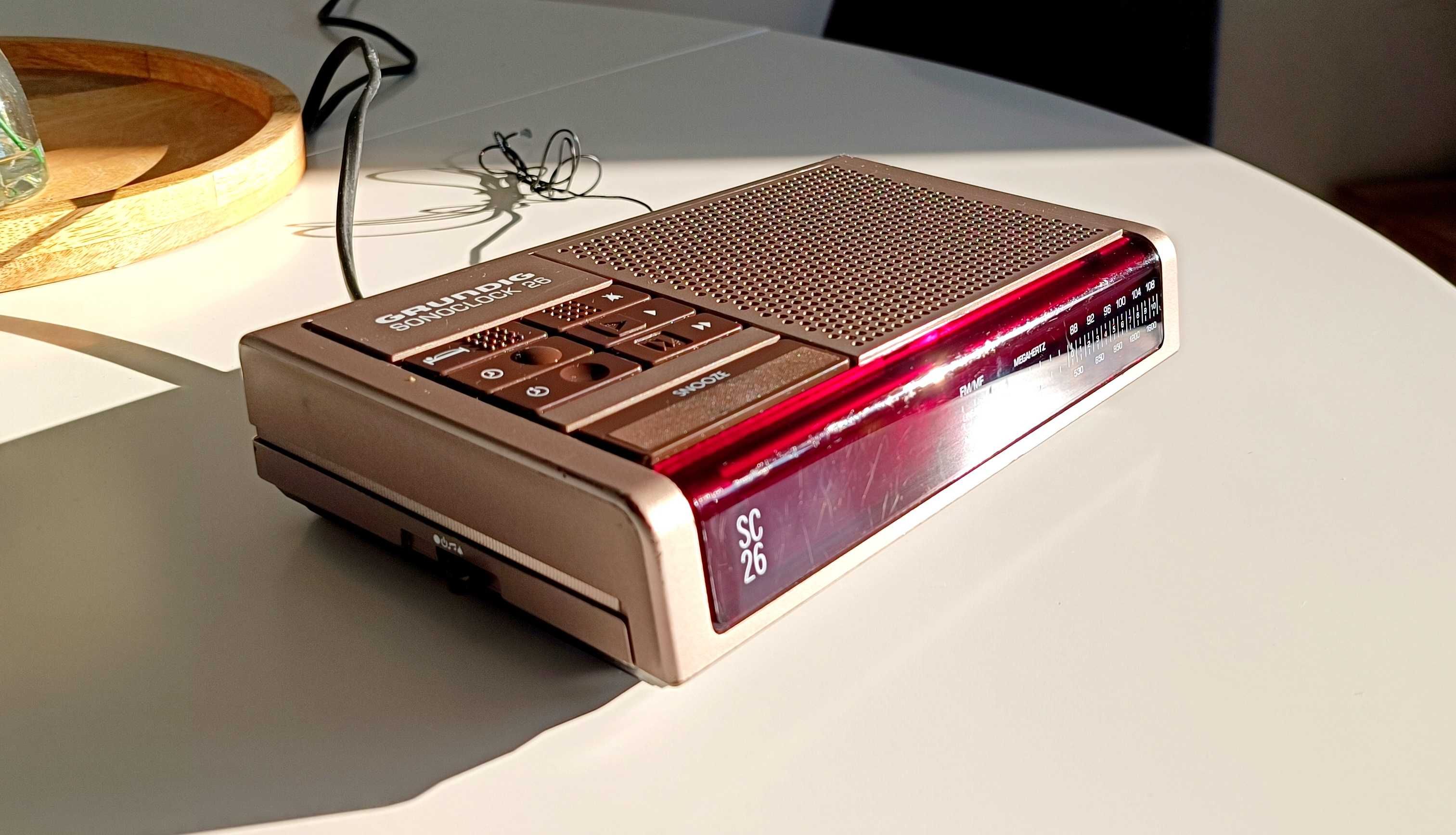 Radiobudzik, radio kuchenne  GRUNDIG Sono-Clock 26