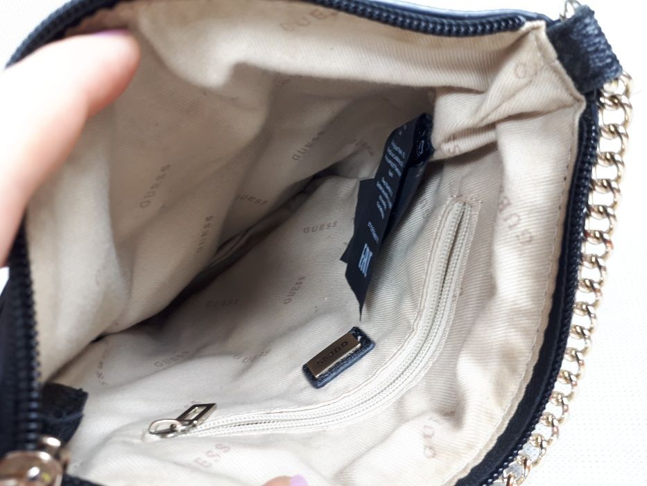 Torebka listonoszka GUESS grafitpwa monogram torba
