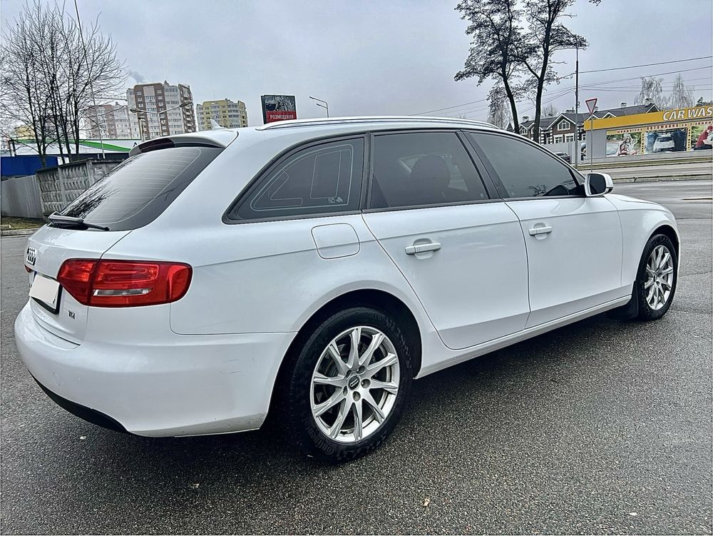 Audi A4 2.0 тді 2011 рік