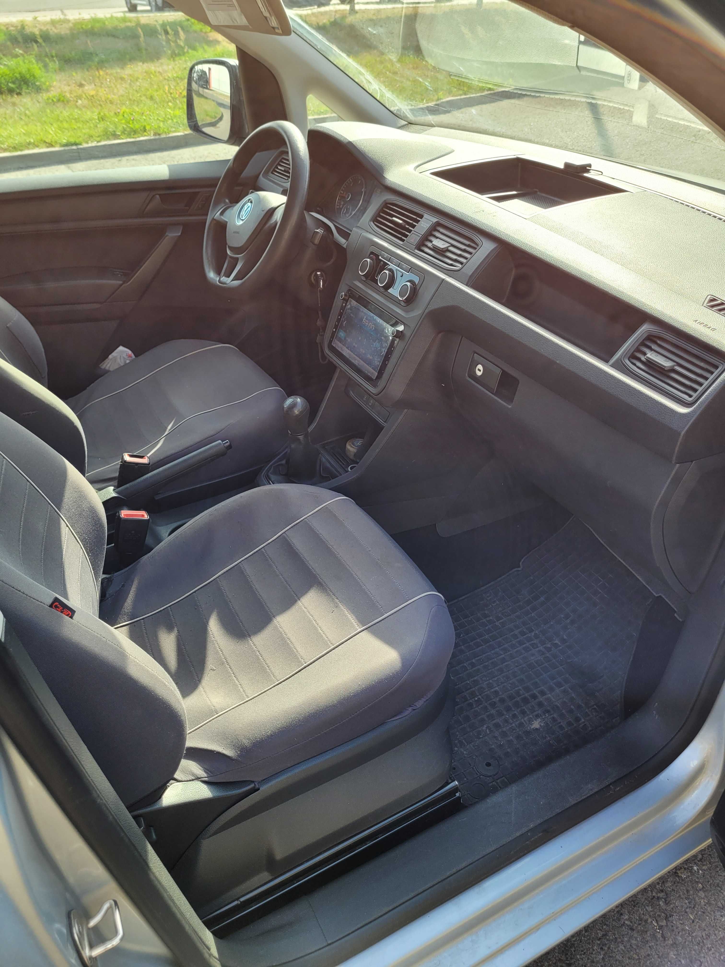 VW CADDY 2015r 2.0TDi 5 osobowy ciężarowy