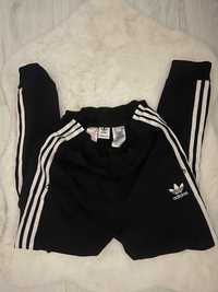 Spodnie Adidas dla chłopca 164