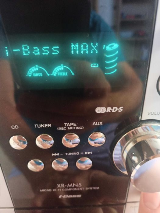 mocna iBASS  2x64W Treble i Bass wieża Aiwa XR MN5 RDS MP3 Bluetooth