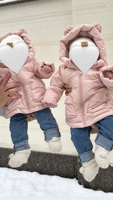 Дитя теплі куртки.