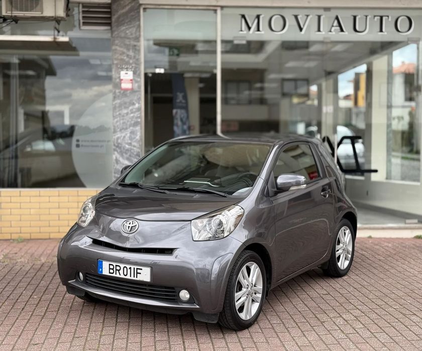 Toyota iQ 1.33 VVT-i 2 EP+NAVI+Bluetooth