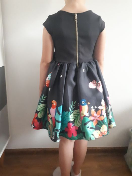 Sukienka dziewczęca elegancka r. 110/16