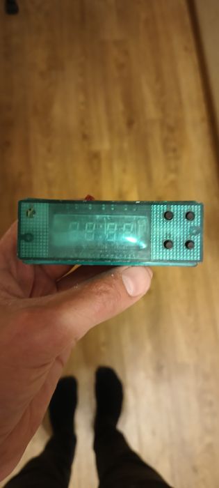 Часы автомобильные Электроника тк 1