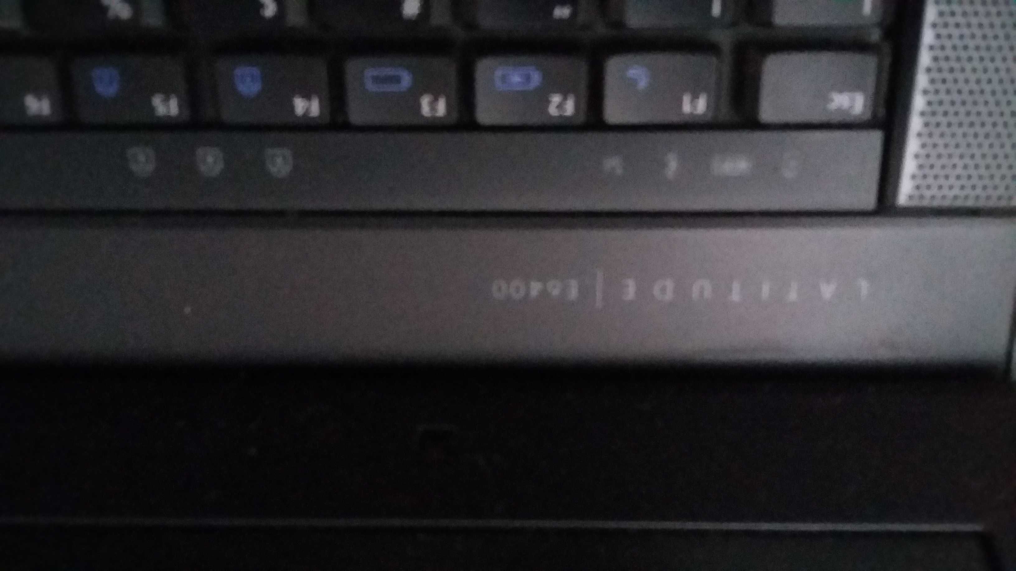 Portátil DELL Latitude | E6400