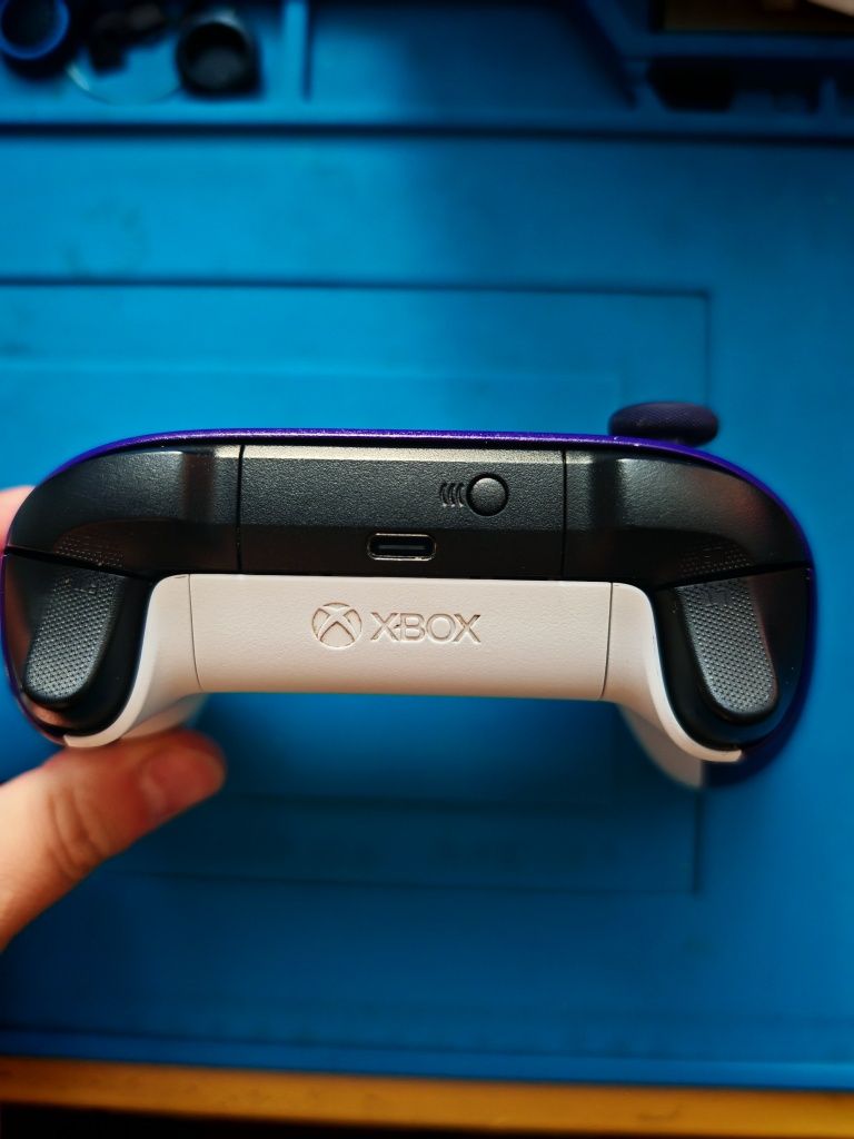 Kontroler Xbox Series X / S