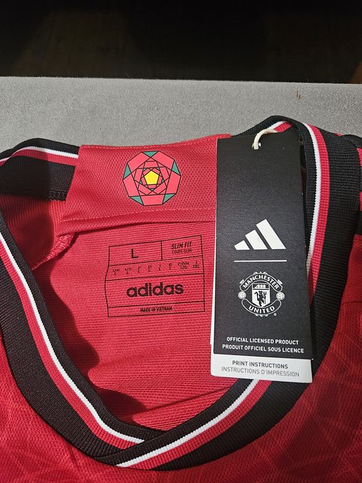 Tshirt oficial Manchester United 23/24