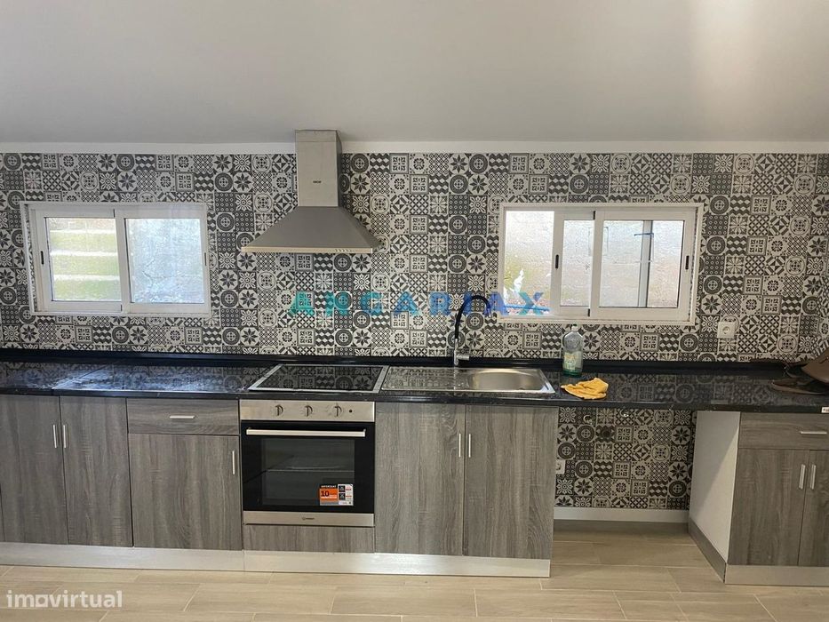 ANG1479 - Andar de Moradia T3 para Arrendamento Mira de Aire, Porto de