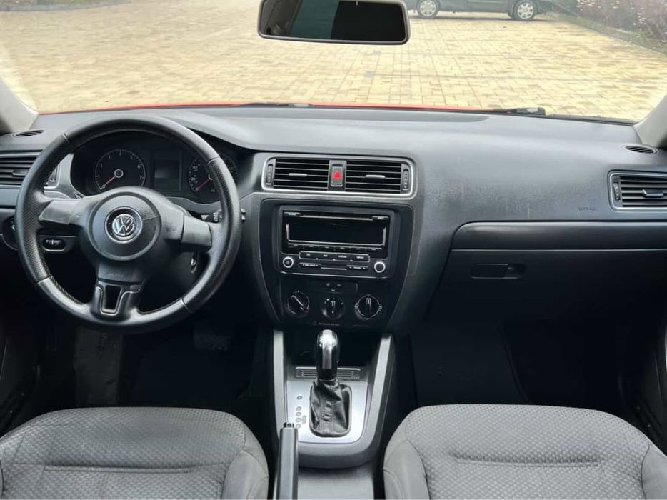 Volkswagen Jetta 2014