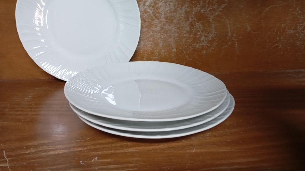 Conjunto 4 pratos de sobremesa