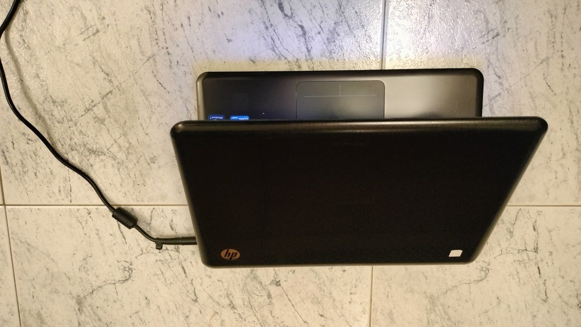 Portátil HP DV3.