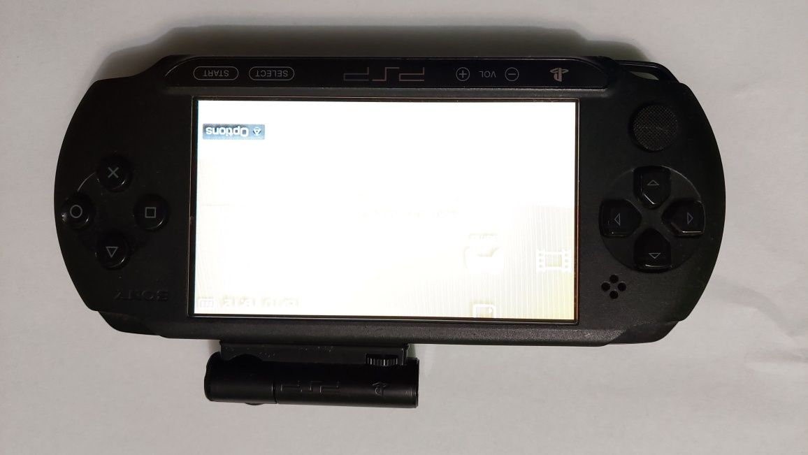 Sprzedam PSP E1004