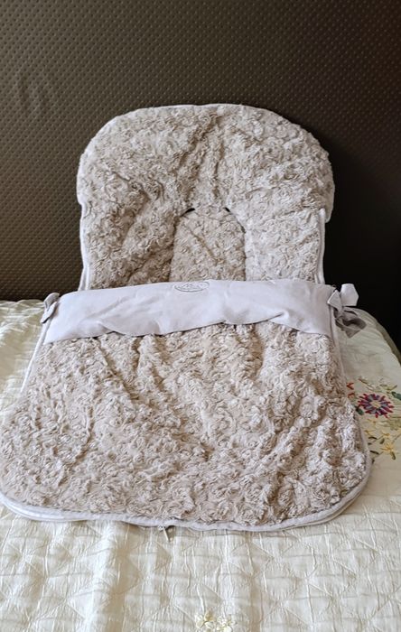 Capa/Forra de inverno para ovo/carrinho de bebé da Mayoral