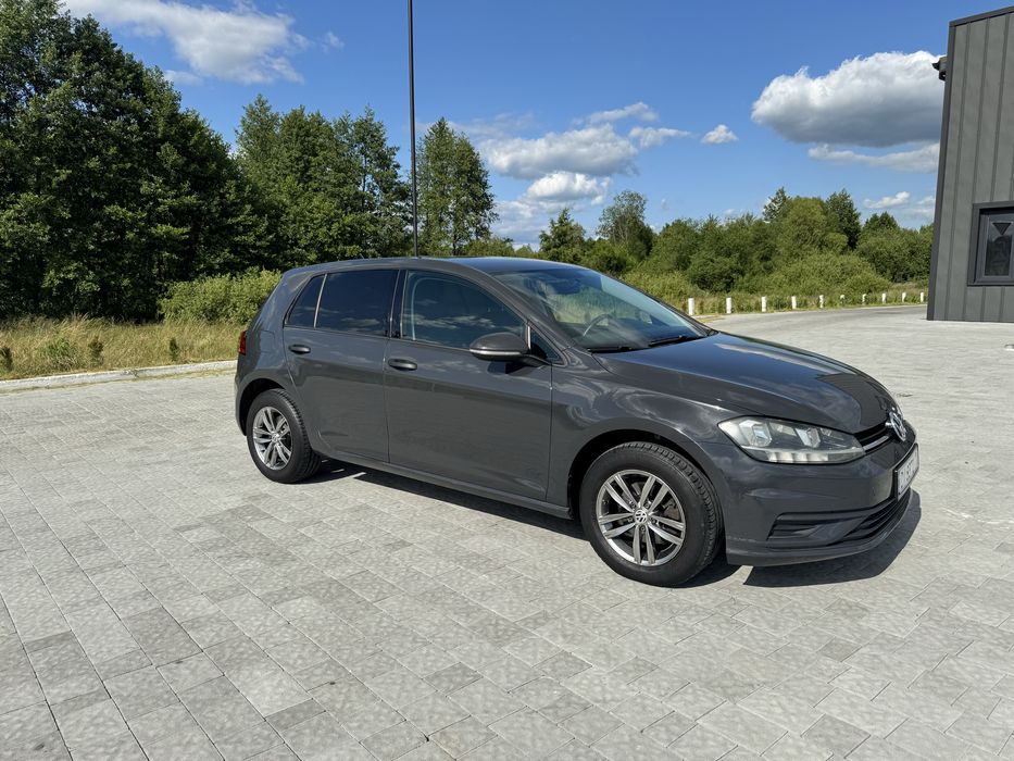 Volkswagen Golf VII