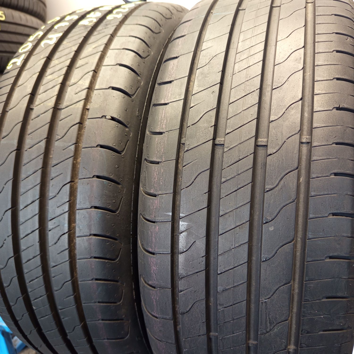 205/55R16 Goodyear EficientGrip Performance 2