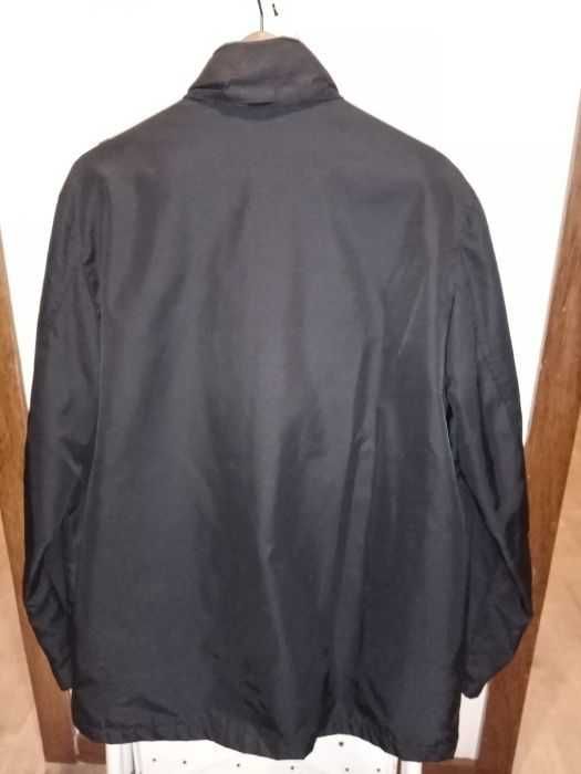 Capa preta impermeável Zara - NOVA!