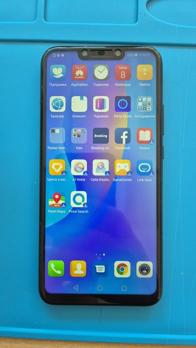 Телефон Huawei p smart plus 4/64 GB