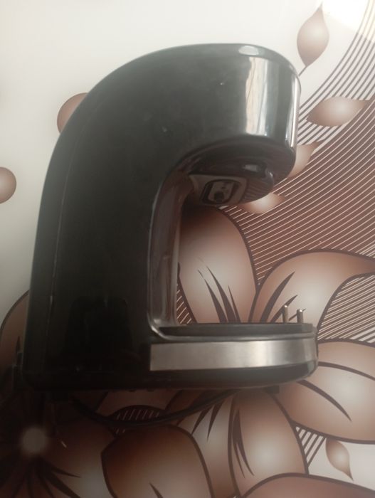 Продам кофеварку