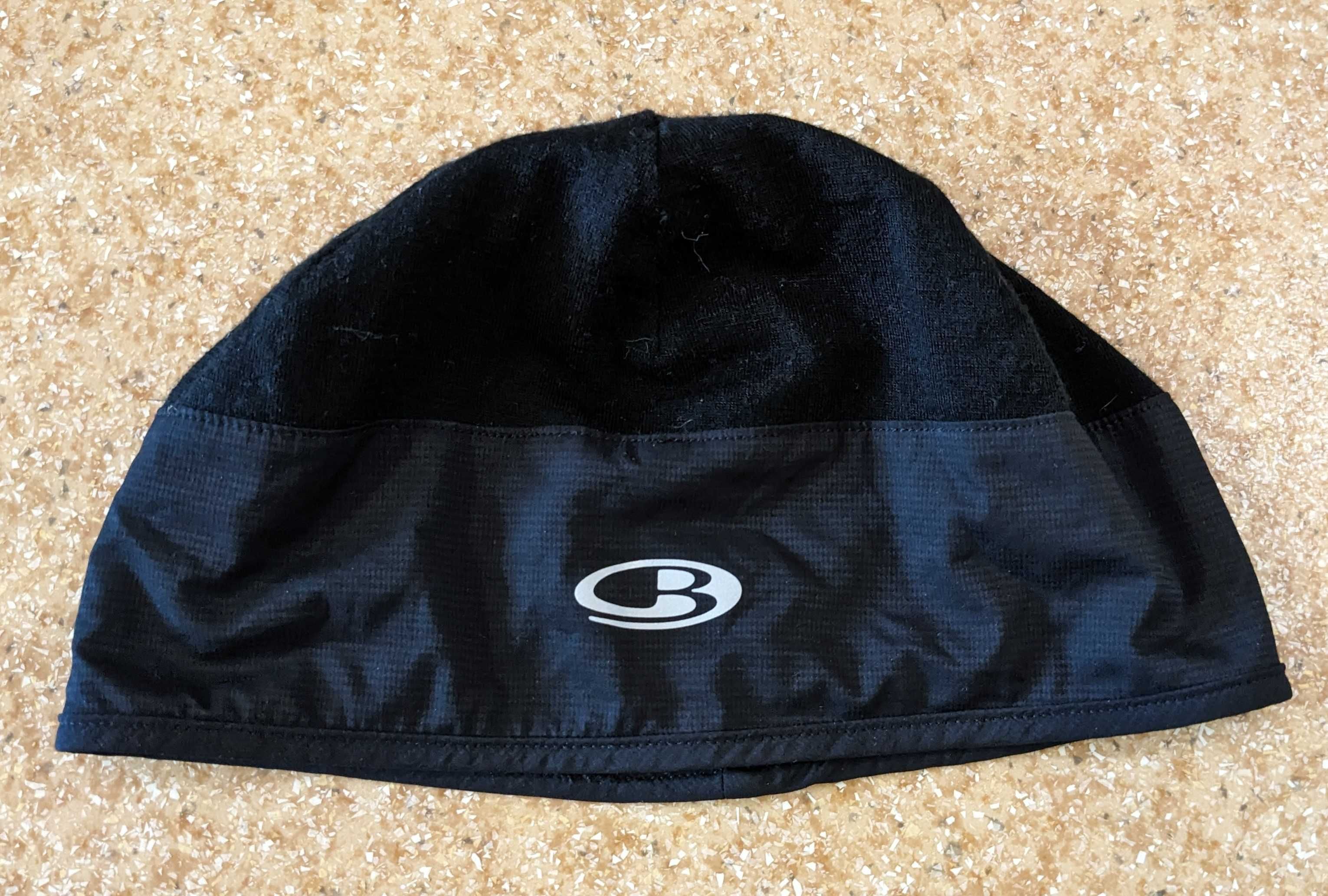 Шапка Icebreaker Merino Tech Trainer Hybrid Beanie Black