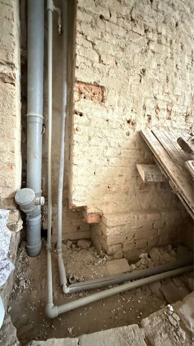 Продаж 2 кімнатної квартири по Є.Тельнова